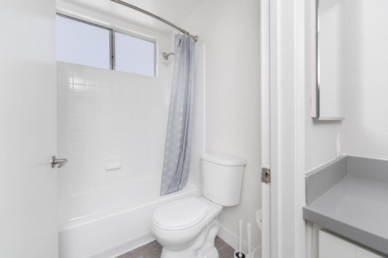 Universal Studios 8 Min Drive Two Bedroom Apartment With Free Parking Los Angeles Exterior foto